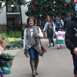 Meet your Posher, Wilda